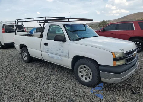 2006 Chevrolet Silverado C1500 from USA, damaged, VIN 3GCEC14X46G184874